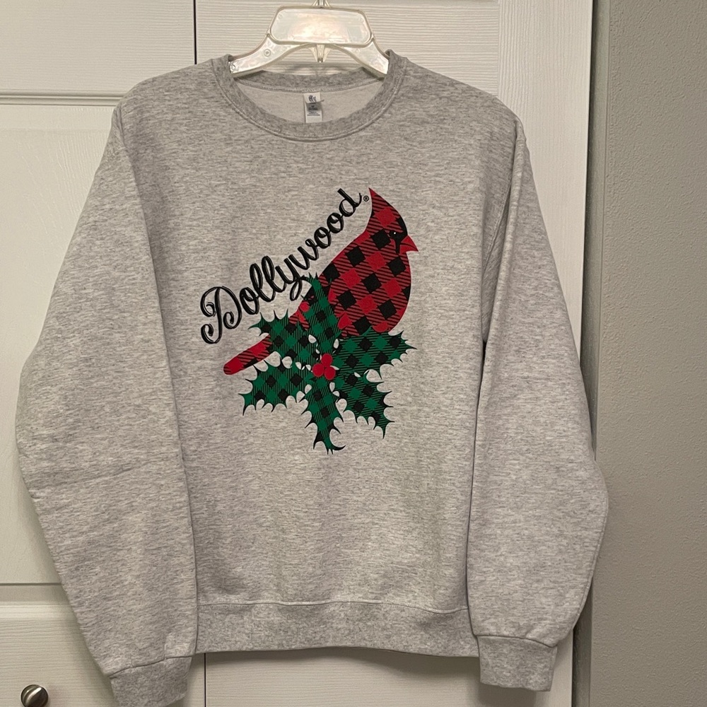 DOLLYWOOD Holiday Sweatshirt JERZEES Medium in Excellent Condition